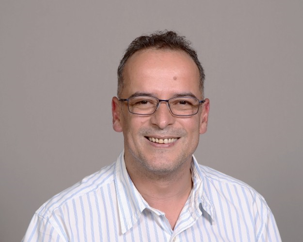 Carlos Flores